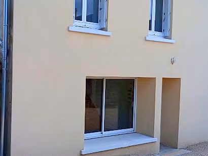 maison bien situee et entretenue