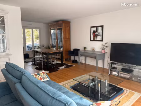 bel appartement f4 hippodrome refait à neuf