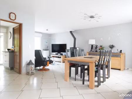 maison 5 pièces 143 m²