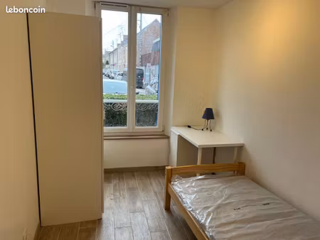studio meublé
