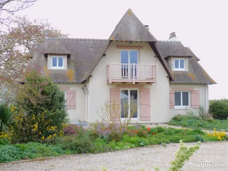 maison traditionnelle de 140 m² sur terrain 3000 m²