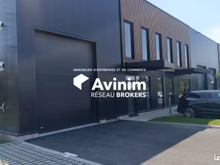 local 925 m² douai