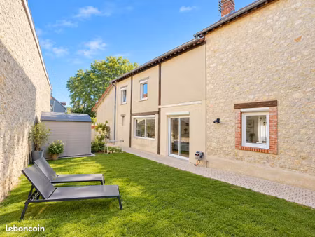 maison de village 5 pièces 165 m²