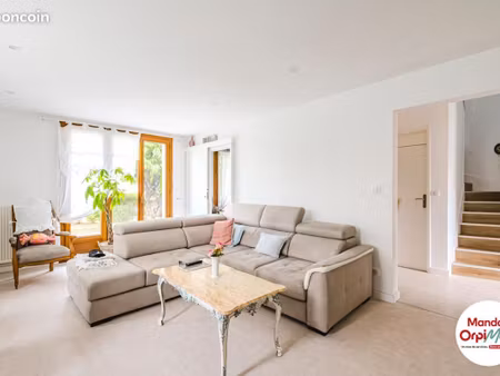maison de ville 4 pièces 115 m²