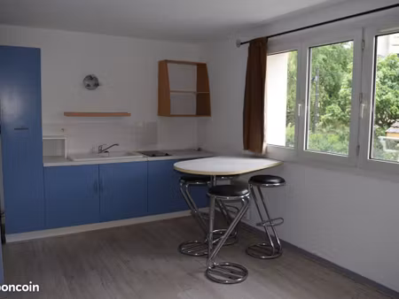ile verte studio à louer