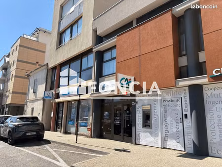 parking 10 m² nimes