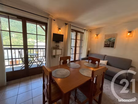 studio 2 pièces 27 m²