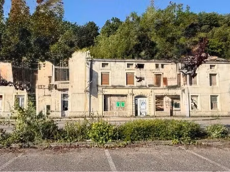 immeuble fort potentiel face a la gare idéal investisseur