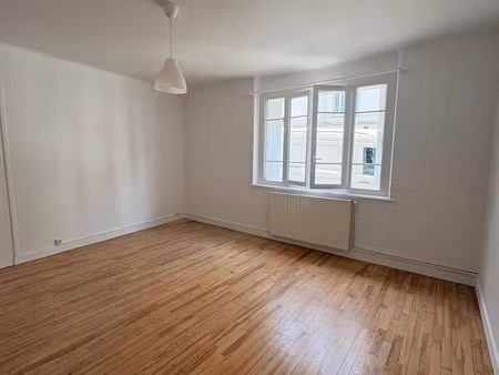 appartement 3 pièces 74 m²
