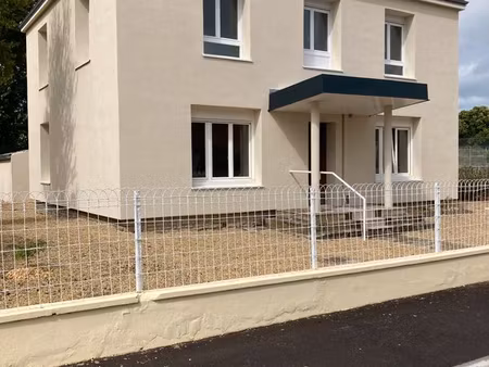 courseulles quartier des tennis  ensemble immobilier entièrement rénové  