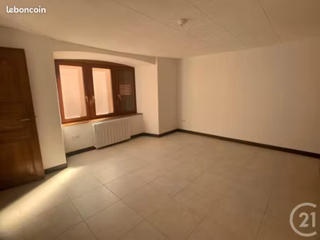 maison 3 pièces 75 m²