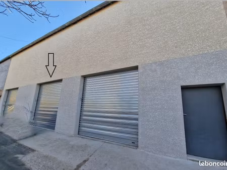 local stockage / box / garage à louer