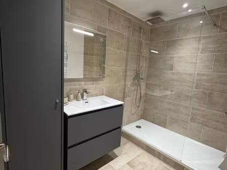 appartement t4 meublé de 86 m² avec balcon et 2 places de parking – chelles