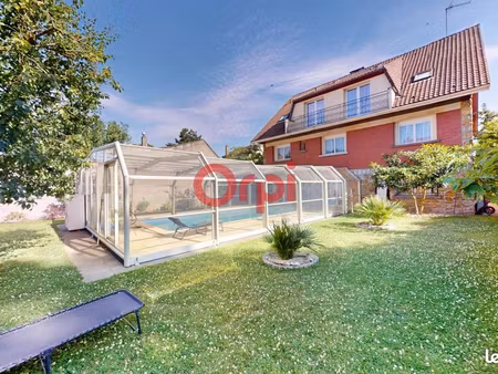 maison 8 pièces 265 m²