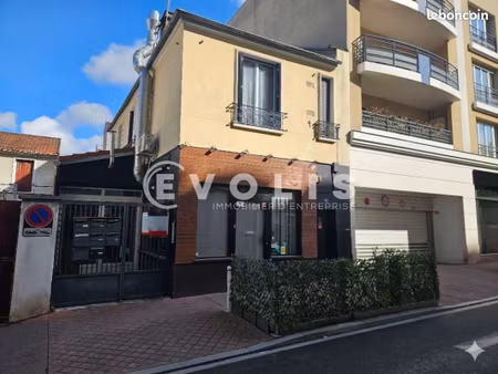 bureaux 60 m²