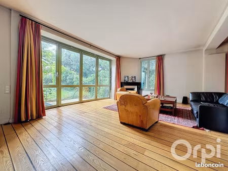maison 6 pièces 180 m²