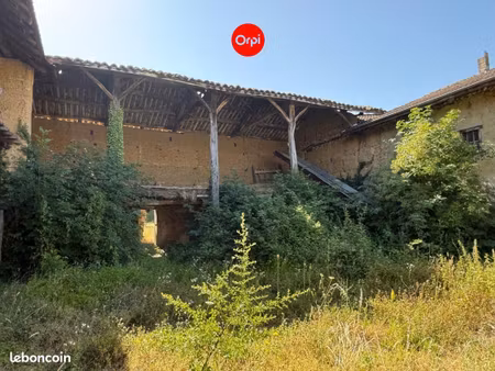 maison 3 pièces 200 m²