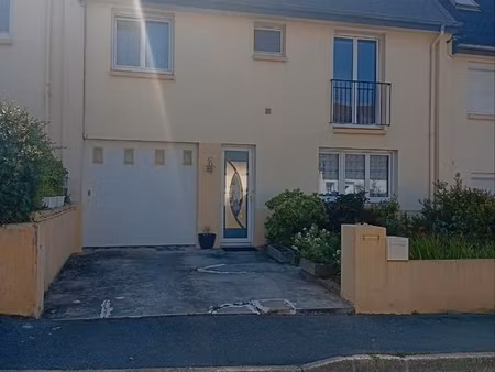maison à st renan