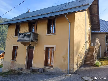 appartement 4 pièces 150 m²