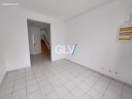 maison 3 pièces 49 m²