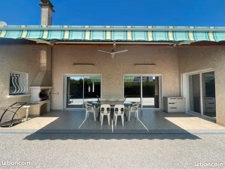 villa familiale proche toutes commodités