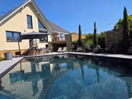 superbe maison haut de gamme avec piscine  secteur hochfelden
