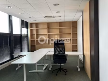 bureau 222 m²