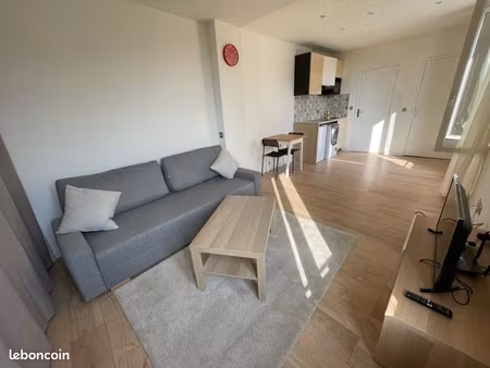 beau studio meublé