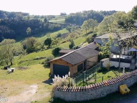 maison - 5 pièces -138 m²