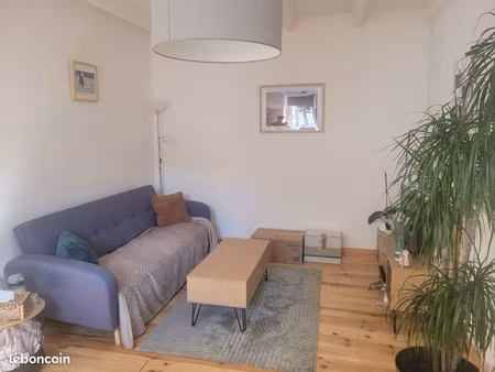 location maison de ville