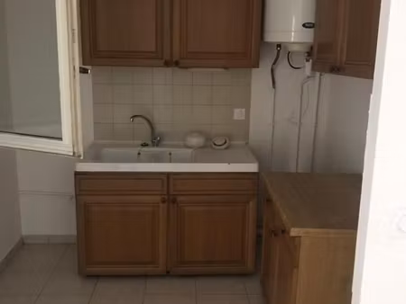 studio 1 pièce 33 m²