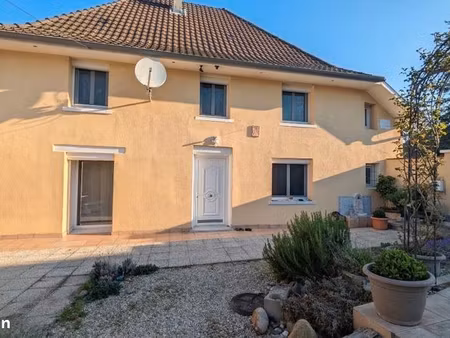 maison 5 pièces 184 m²
