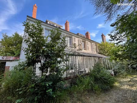propriété 9 pièces 233 m²