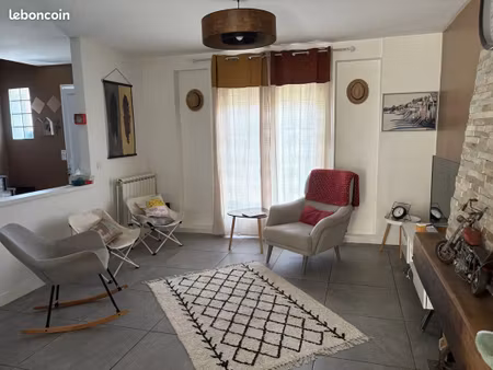 maison 5 pièces 85 m²