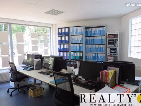 local commercial 137 m²