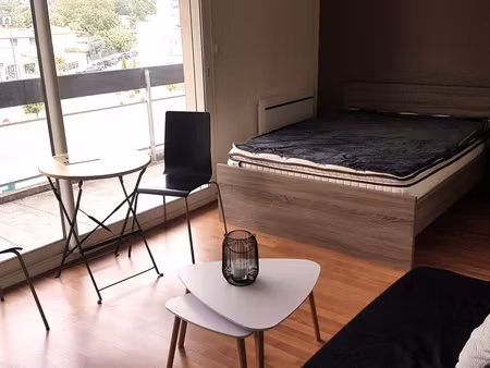 t1 25 m²+ balcon 7m² + cave + parking