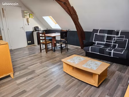 studio meublé proche centre ville mehun