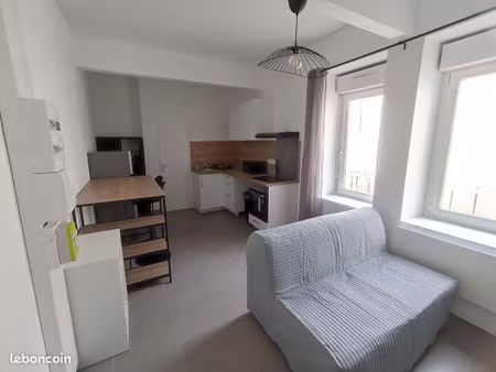 studio 1 pièce 24m2 à louer