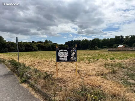 terrain 724 m² branderion