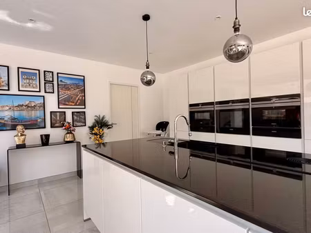 maison 6 pièces 146 m²