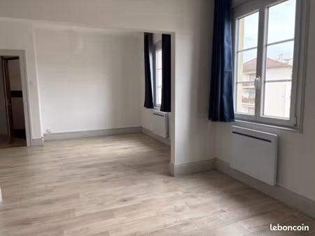 duplex 6 pièces 122 m²