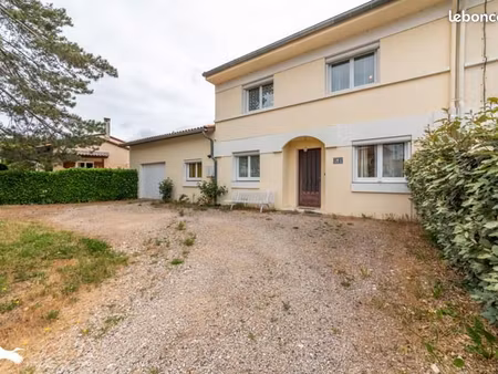 maison 5 pièces 143 m²