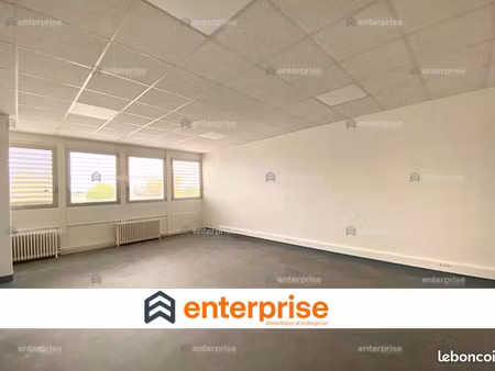 bureau 146 m²