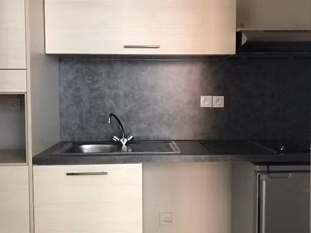 studio 1 pièce 24 m²