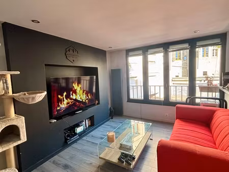 ? t2 cosy 45 m² – centre-ville de chambéry – entièrement meublé