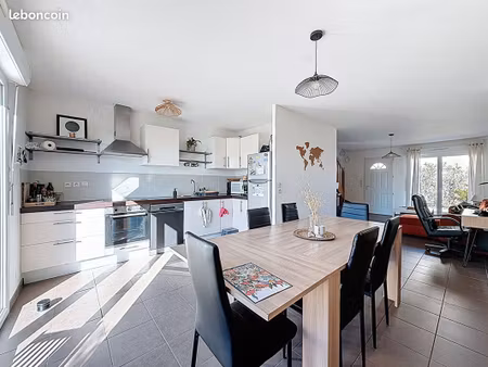 maison de ville 4 pièces 78 m²