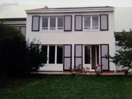 location d'une maison à lambrsart