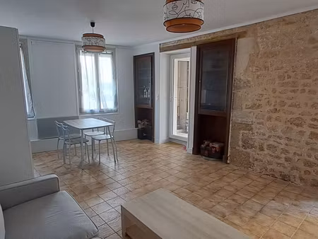 maison de ville t3 en location
