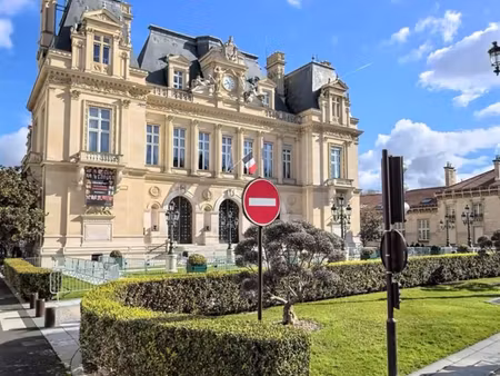 local commercial 133 m²