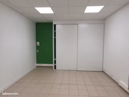 bureaux 100 m² les sables d olonne